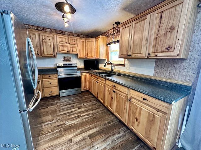 135 S Moose Eye Road, Norwich, OH 43767