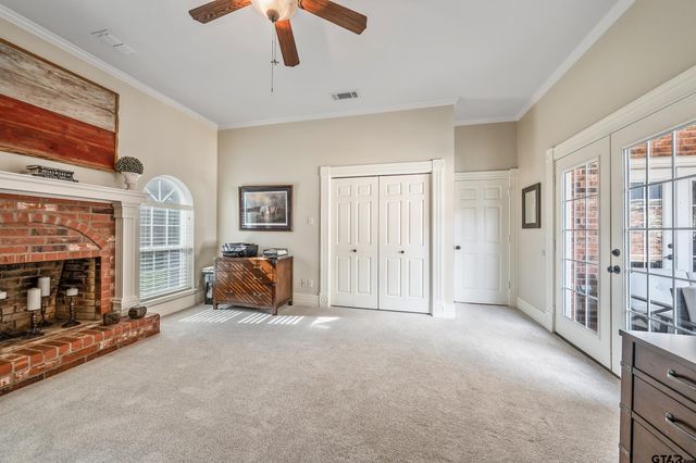 1881 Valley View, Tyler, TX 75703