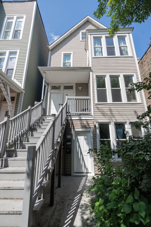 3646 W Wabansia Avenue 1, Chicago, IL 60647
