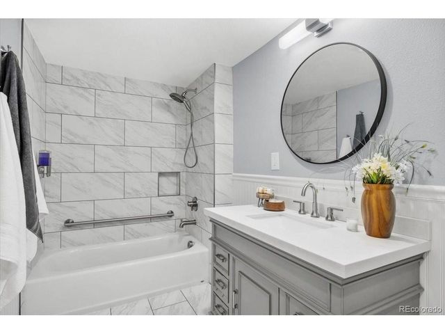 4896 S Clarkson St, Englewood, CO 80113