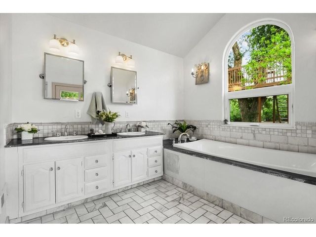 4896 S Clarkson St, Englewood, CO 80113