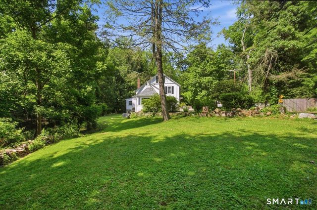 247 Chestnut Hill Road, Stamford, CT 06903