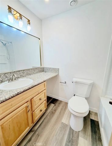 2507 E 15th 213, Long Beach, CA 90804