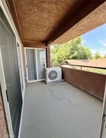 2507 E 15th 213, Long Beach, CA 90804