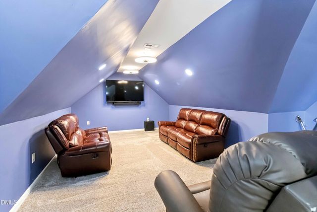 1045 Oak Grove Road, Rocky Mount, NC 27804