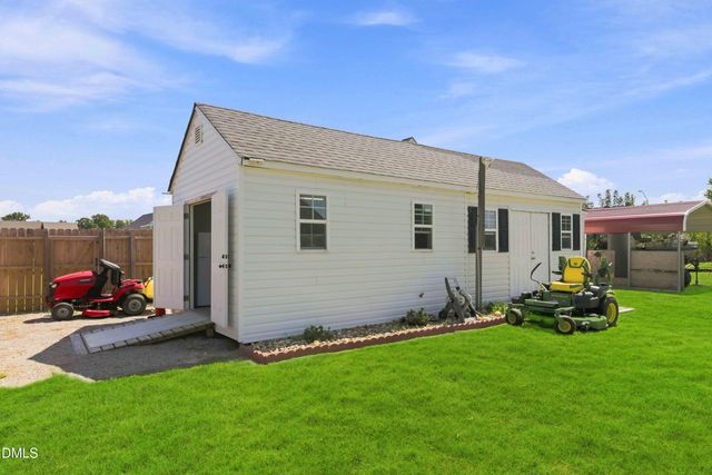 1045 Oak Grove Road, Rocky Mount, NC 27804