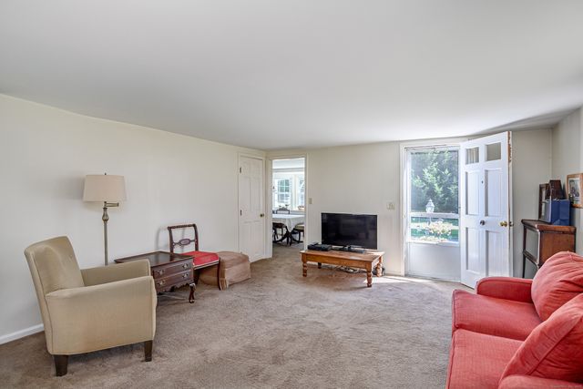 12 Valley Field Road South, Newtown, CT 06482