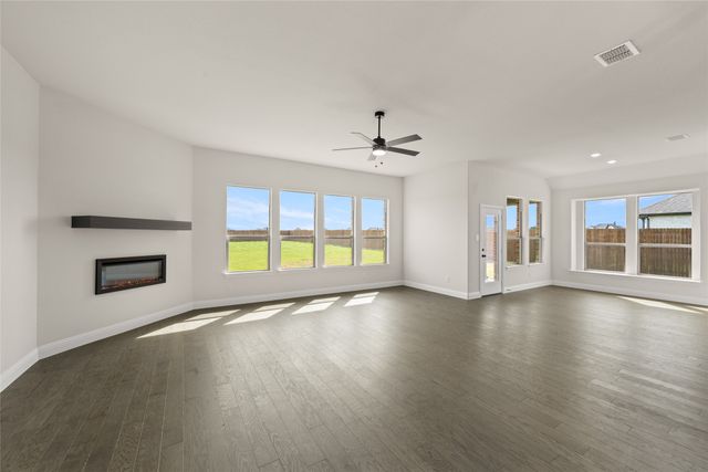 117 Grey Wolf Court, Godley, TX 76044