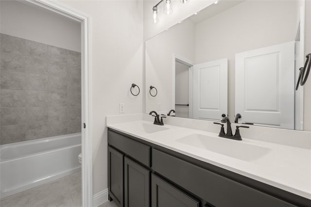 117 Grey Wolf Court, Godley, TX 76044