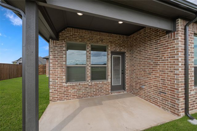 117 Grey Wolf Court, Godley, TX 76044