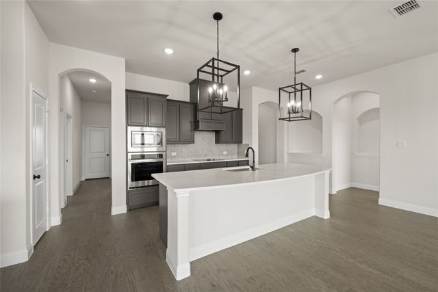 117 Grey Wolf Court, Godley, TX 76044