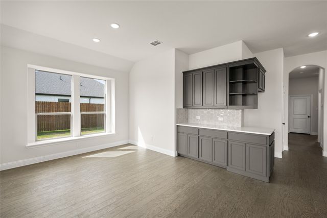 117 Grey Wolf Court, Godley, TX 76044