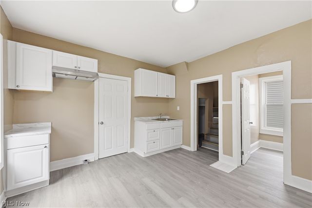3326 W 61st Street, Cleveland, OH 44102