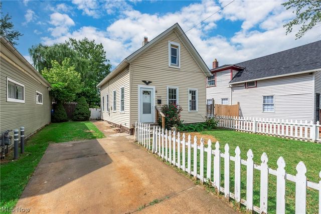 3326 W 61st Street, Cleveland, OH 44102