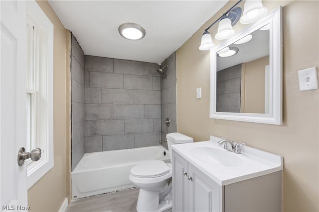 3326 W 61st Street, Cleveland, OH 44102