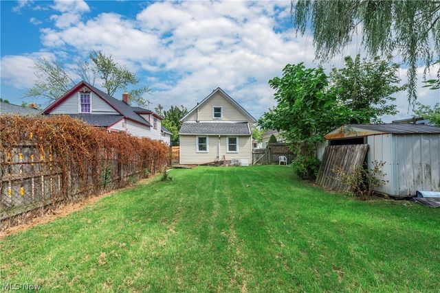 3326 W 61st Street, Cleveland, OH 44102