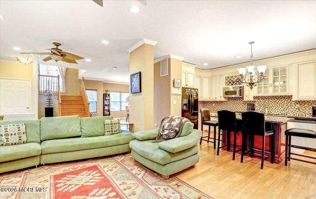 163 Yarmouth Court 43, Holmdel, NJ 07733