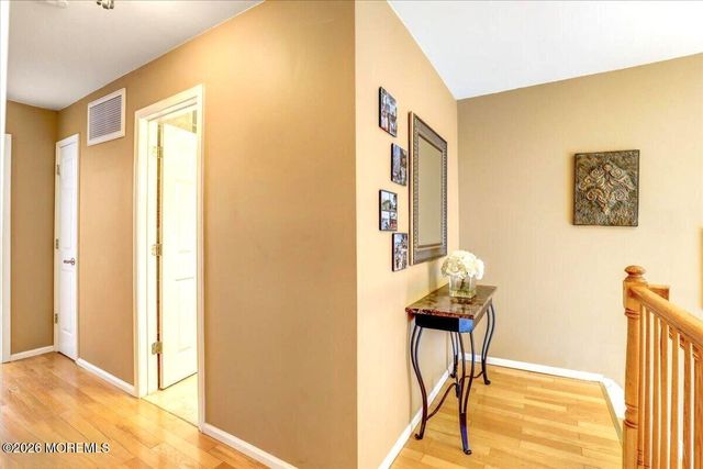 163 Yarmouth Court 43, Holmdel, NJ 07733