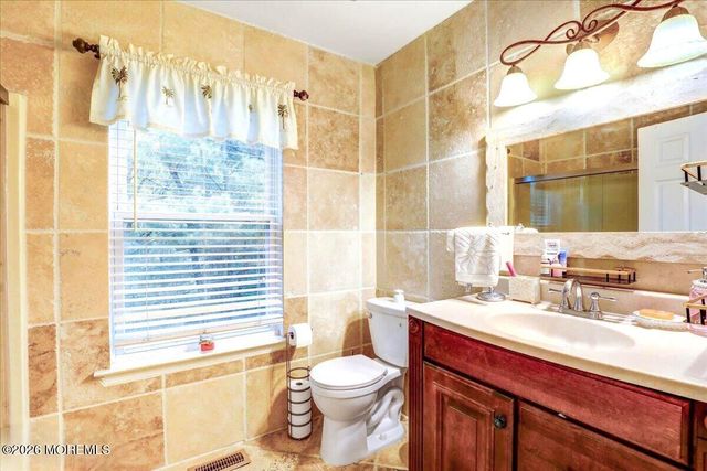 163 Yarmouth Court 43, Holmdel, NJ 07733
