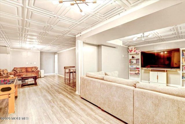 163 Yarmouth Court 43, Holmdel, NJ 07733