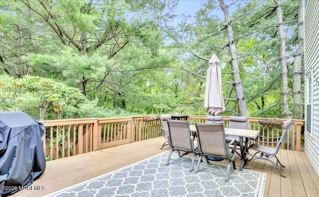 163 Yarmouth Court 43, Holmdel, NJ 07733