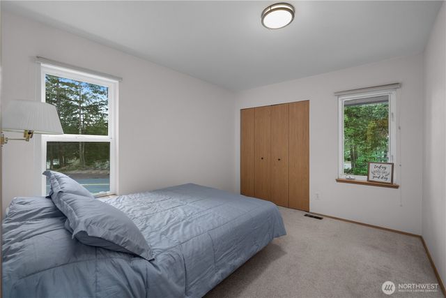 140 E Saint Andrews Drive, Shelton, WA 98584