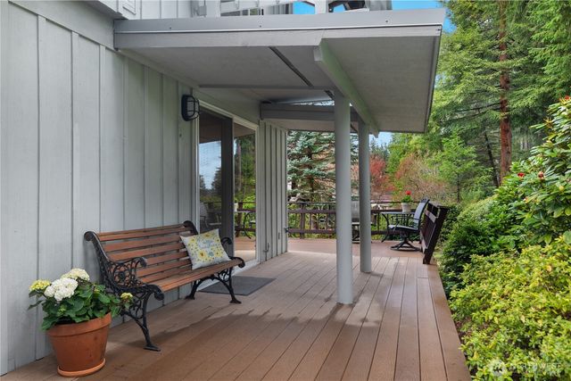 140 E Saint Andrews Drive, Shelton, WA 98584