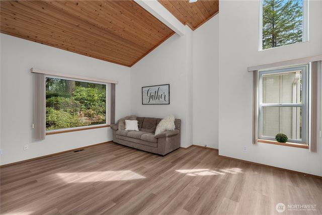 140 E Saint Andrews Drive, Shelton, WA 98584