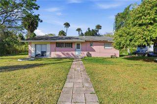 829 N Bridge St ST, Labelle, FL 33935