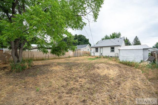 261 E 15th Street, Idaho Falls, ID 83404