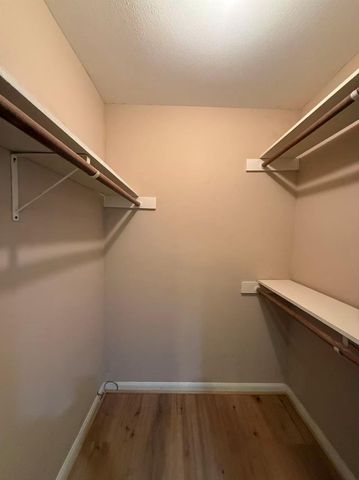 2829 Timmons Lane 176, Houston, TX 77027
