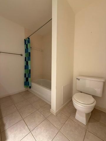 2829 Timmons Lane 176, Houston, TX 77027