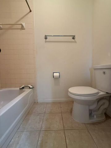 2829 Timmons Lane 176, Houston, TX 77027