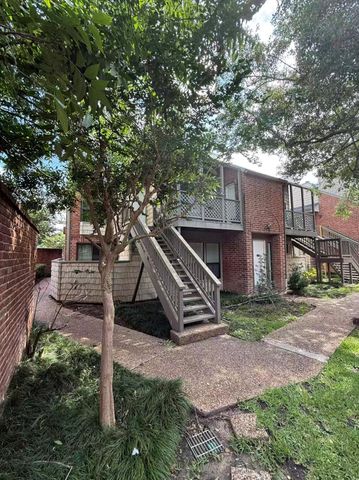 2829 Timmons Lane 176, Houston, TX 77027