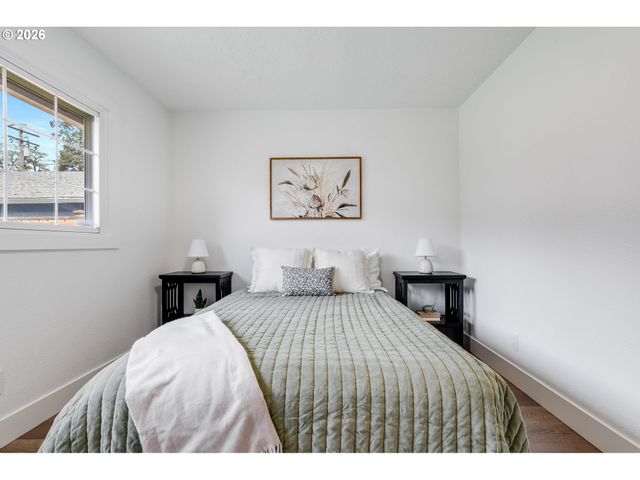 12525 Sw 12th St, Beaverton, OR 97005