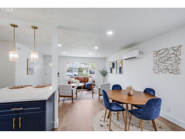 12525 Sw 12th St, Beaverton, OR 97005