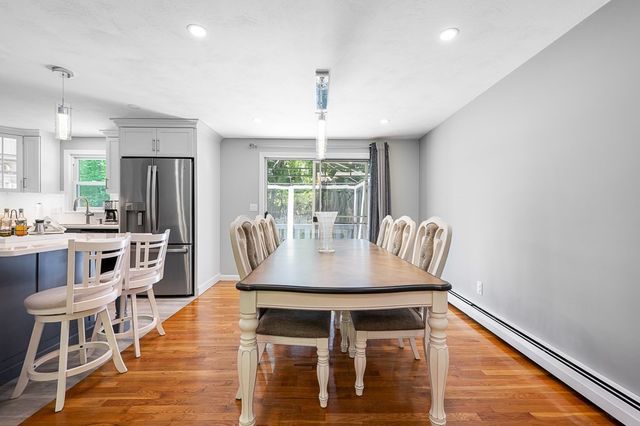 14 Minuteman Way, Shrewsbury, MA 01545