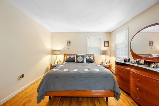 14 Minuteman Way, Shrewsbury, MA 01545