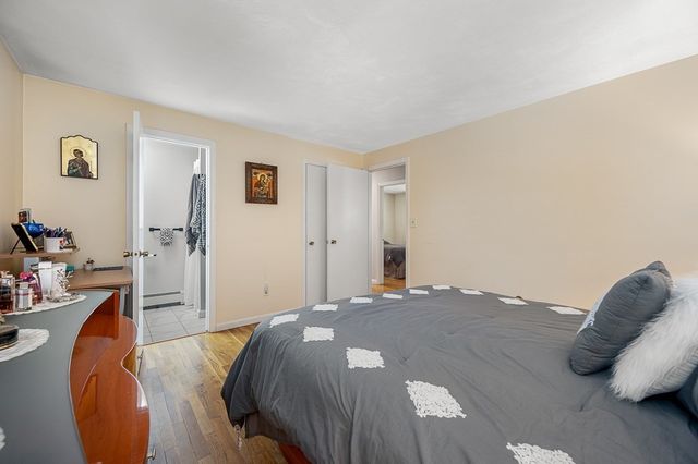 14 Minuteman Way, Shrewsbury, MA 01545