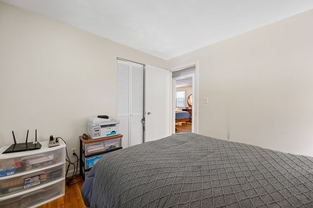 14 Minuteman Way, Shrewsbury, MA 01545