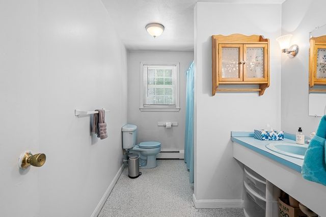 14 Minuteman Way, Shrewsbury, MA 01545