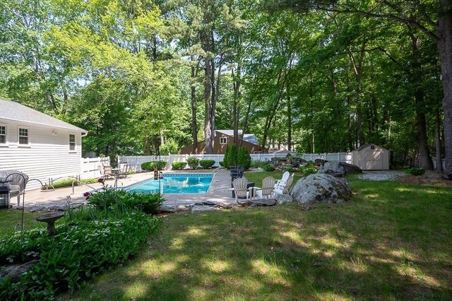 14 Minuteman Way, Shrewsbury, MA 01545