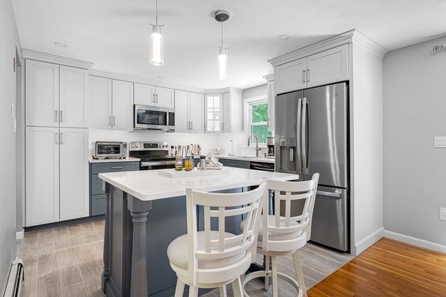 14 Minuteman Way, Shrewsbury, MA 01545