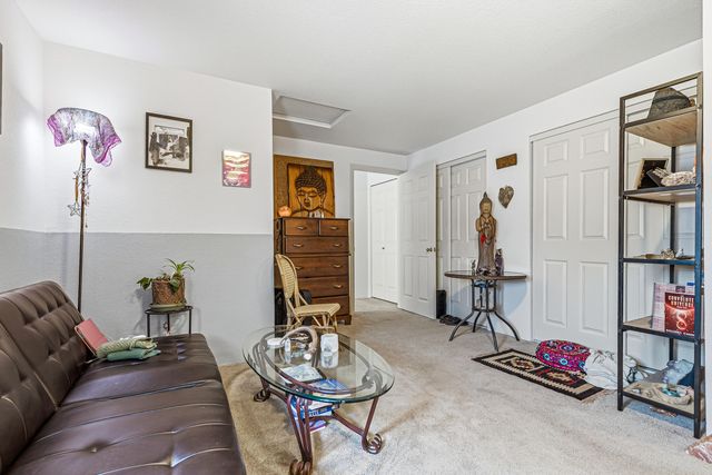 235 Meadow Drive, Ashland, OR 97520