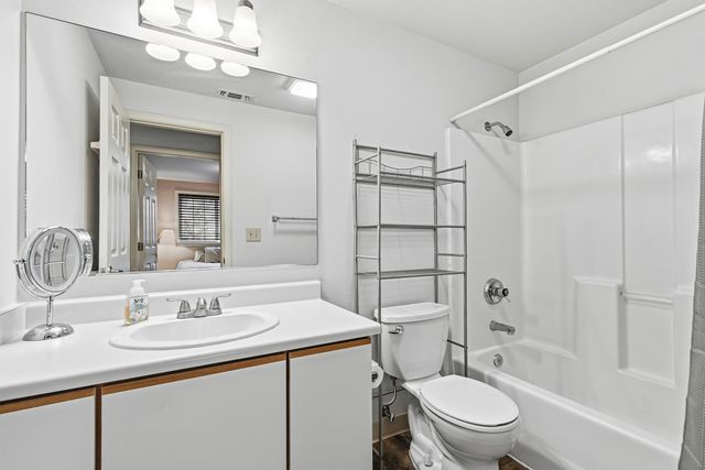 235 Meadow Drive, Ashland, OR 97520