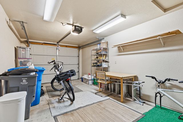 235 Meadow Drive, Ashland, OR 97520