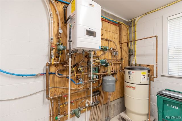 673 Potomac Avenue, Buffalo, NY 14222