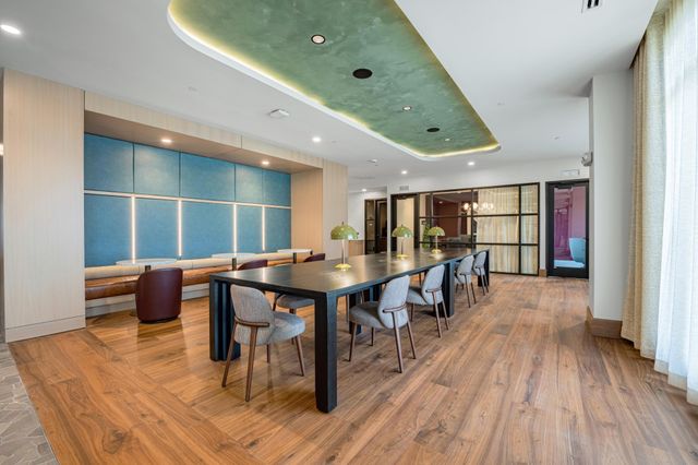 640 Wisconsin Avenue N 405, Golden Valley, MN 55427