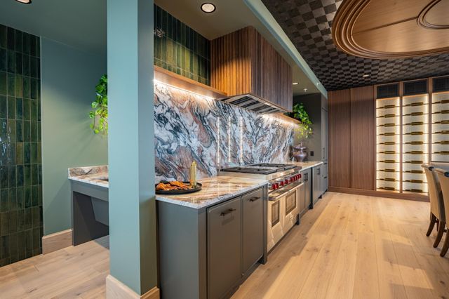 640 Wisconsin Avenue N 405, Golden Valley, MN 55427