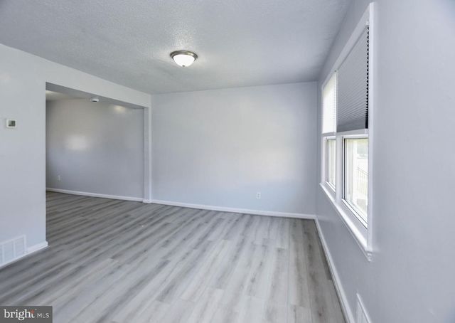 2444 IVERSON ST, Temple Hills, MD 20748